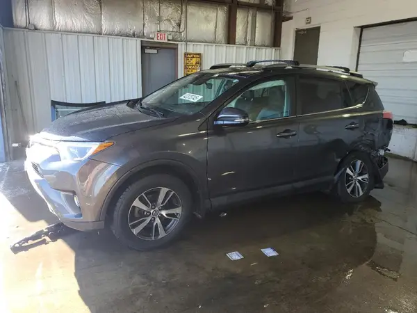 2T3RFREV6JW851246 2018 TOYOTA RAV 4 - Image 1