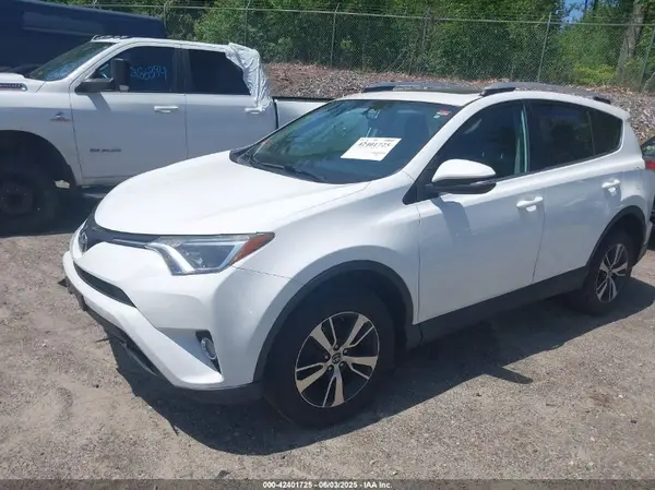 2T3RFREV7GW505215 2016 TOYOTA RAV 4 - Image 2