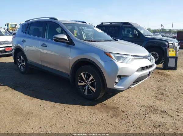 2T3RFREV7GW510415 2016 TOYOTA RAV 4 - Image 1
