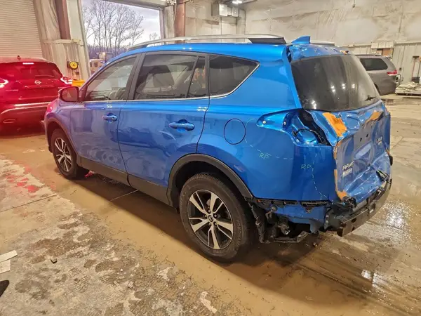 2T3RFREV7HW604604 2017 TOYOTA RAV 4 - Image 2