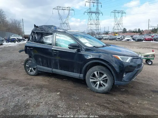 2T3RFREV7HW650238 2017 TOYOTA RAV 4 - Image 1