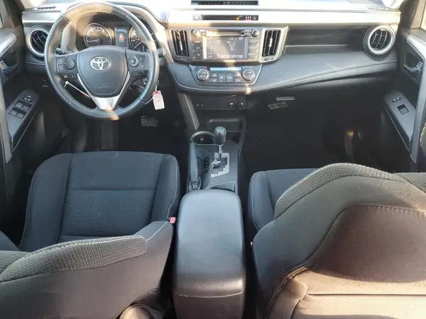 2T3RFREV7HW656394 2017 TOYOTA RAV 4 - Image 8