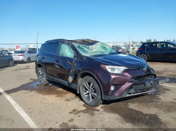 2T3RFREV7HW670344 2017 TOYOTA RAV 4 - Image 1