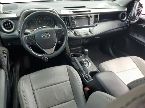 2T3RFREV7JW697470 2018 TOYOTA RAV 4 - Image 8