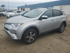 2T3RFREV7JW710136 2018 TOYOTA RAV 4