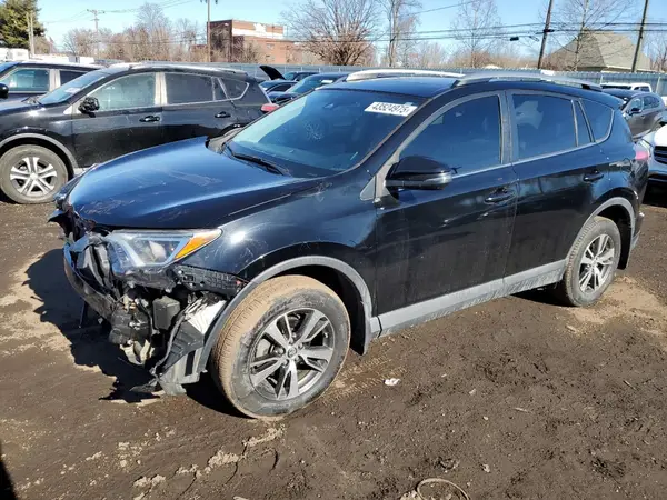 2T3RFREV7JW721945 2018 TOYOTA RAV 4 - Image 1