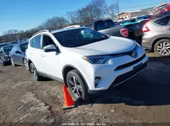 2T3RFREV7JW732248 2018 TOYOTA RAV 4