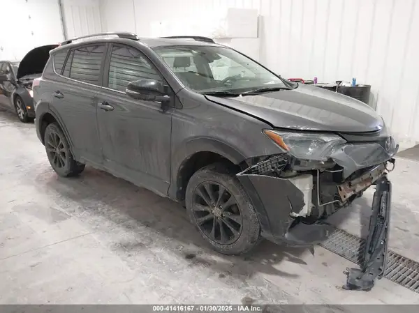 2T3RFREV7JW757389 2018 TOYOTA RAV 4 - Image 1