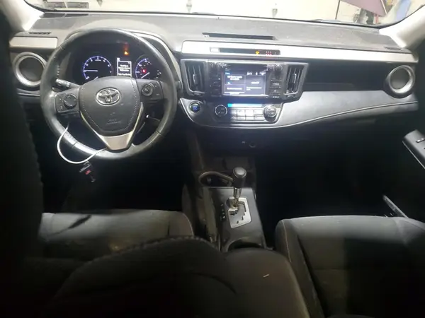 2T3RFREV7JW770837 2018 TOYOTA RAV 4 - Image 8