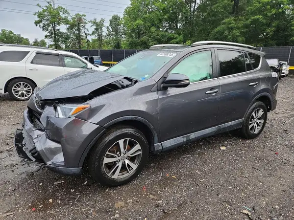 2T3RFREV7JW775438 2018 TOYOTA RAV 4 - Image 1