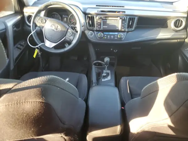 2T3RFREV7JW784978 2018 TOYOTA RAV 4 - Image 8