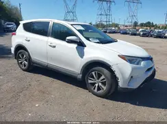 2T3RFREV7JW802928 2018 TOYOTA RAV 4