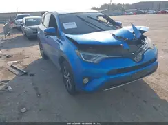 2T3RFREV7JW811886 2018 TOYOTA RAV 4