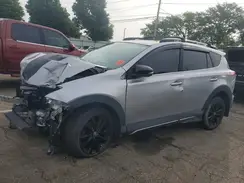 2T3RFREV7JW823973 2018 TOYOTA RAV 4