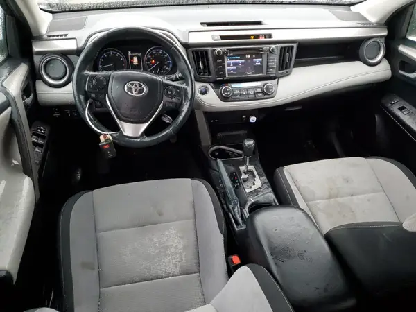 2T3RFREV7JW856245 2018 TOYOTA RAV 4 - Image 8