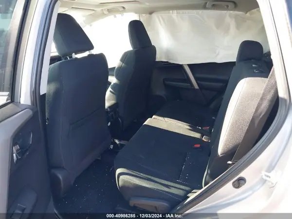 2T3RFREV8GW429262 2016 TOYOTA RAV 4 - Image 8