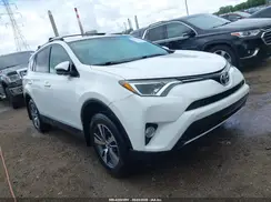 2T3RFREV8GW450273 2016 TOYOTA RAV 4