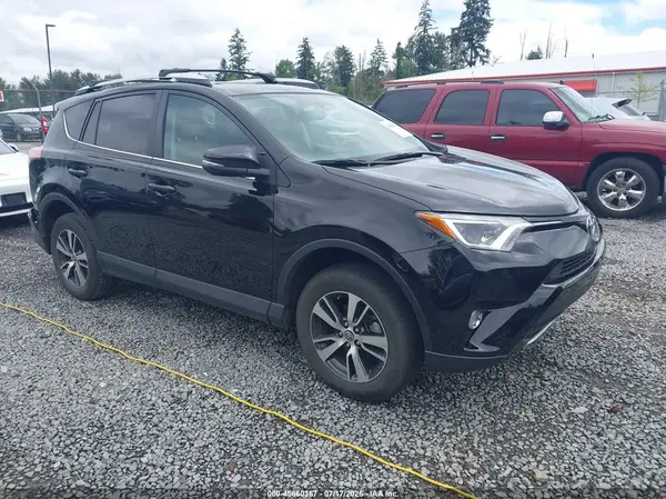 2T3RFREV8GW487646 2016 TOYOTA RAV 4 - Image 1