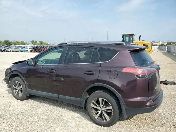 2T3RFREV8HW640141 2017 TOYOTA RAV 4 - Image 2