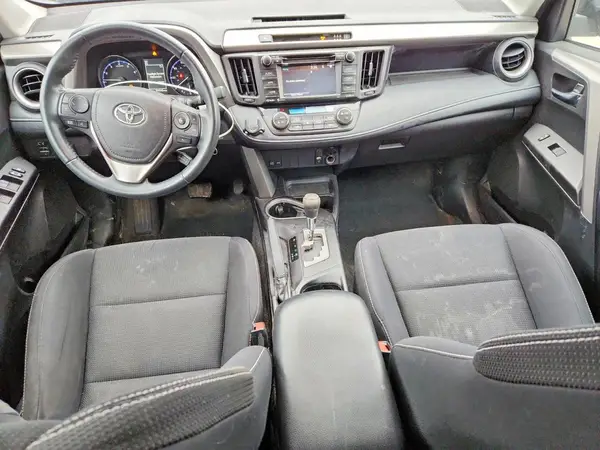 2T3RFREV8HW657229 2017 TOYOTA RAV 4 - Image 8