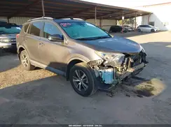 2T3RFREV8HW678193 2017 TOYOTA RAV 4