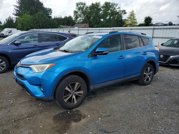 2T3RFREV8HW687895 2017 TOYOTA RAV 4 - Image 1