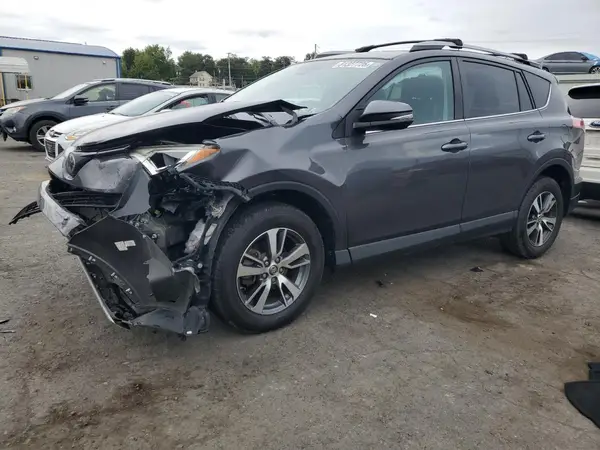 2T3RFREV8HW691011 2017 TOYOTA RAV 4 - Image 1