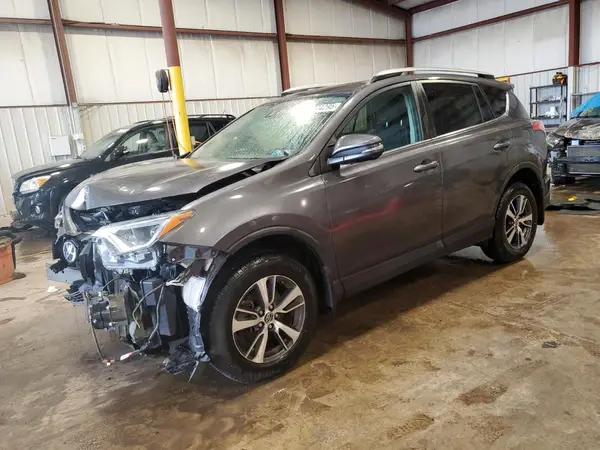 2T3RFREV8JW724160 2018 TOYOTA RAV 4 - Image 1