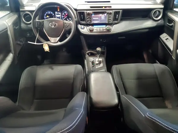 2T3RFREV8JW724160 2018 TOYOTA RAV 4 - Image 8