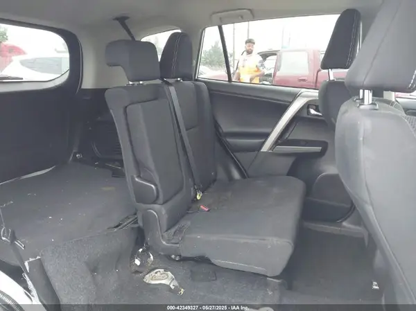 2T3RFREV8JW742478 2018 TOYOTA RAV 4 - Image 8
