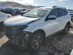 2T3RFREV8JW744229 2018 TOYOTA RAV 4