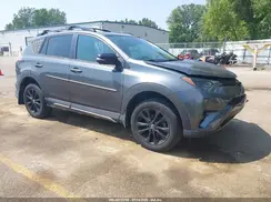 2T3RFREV8JW767154 2018 TOYOTA RAV 4