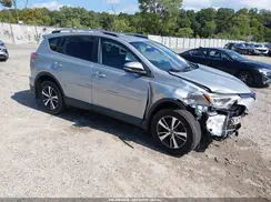 2T3RFREV8JW795097 2018 TOYOTA RAV 4