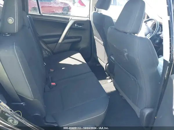 2T3RFREV8JW808530 2018 TOYOTA RAV 4 - Image 8