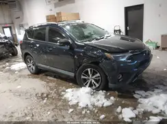 2T3RFREV8JW841432 2018 TOYOTA RAV 4