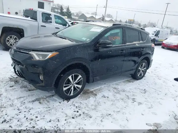 2T3RFREV8JW851250 2018 TOYOTA RAV 4 - Image 2