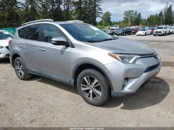 2T3RFREV9GW463212 2016 TOYOTA RAV 4 - Image 1