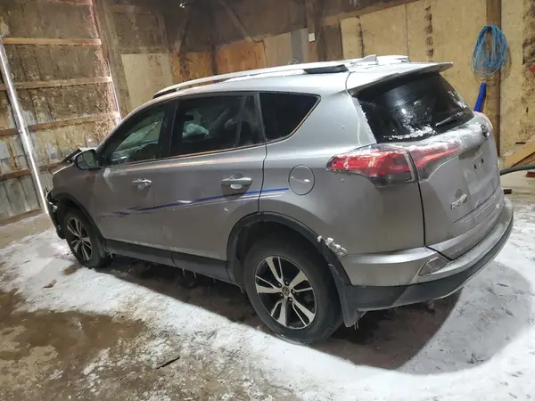 2T3RFREV9GW476073 2016 TOYOTA RAV 4 - Image 2