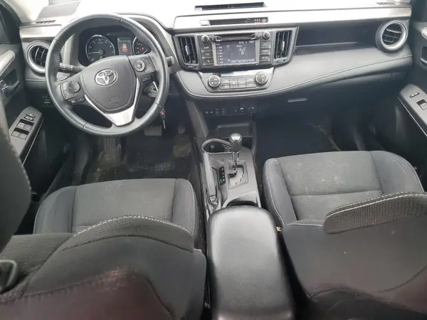 2T3RFREV9HW556393 2017 TOYOTA RAV 4 - Image 8
