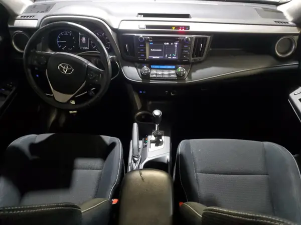2T3RFREV9HW558564 2017 TOYOTA RAV 4 - Image 8