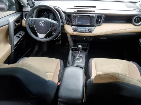 2T3RFREV9HW642898 2017 TOYOTA RAV 4 - Image 8