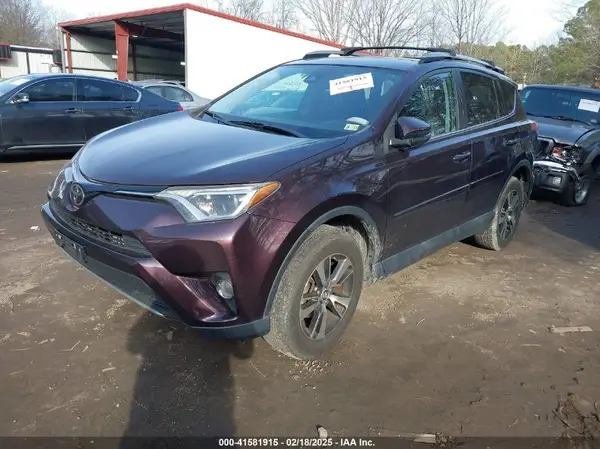 2T3RFREV9HW690949 2017 TOYOTA RAV 4 - Image 2