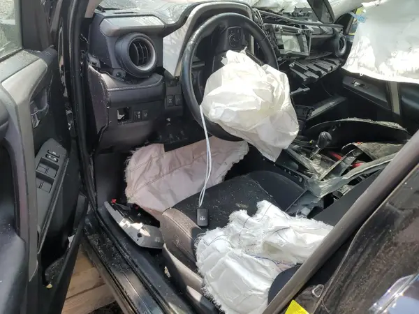2T3RFREV9HW691762 2017 TOYOTA RAV 4 - Image 8