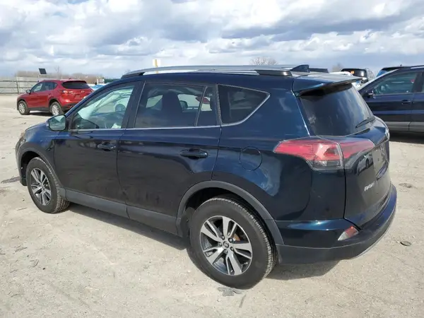 2T3RFREV9JW696997 2018 TOYOTA RAV 4 - Image 2