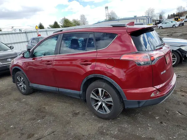 2T3RFREV9JW703740 2018 TOYOTA RAV 4 - Image 2