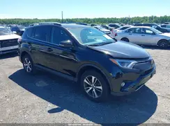 2T3RFREV9JW713233 2018 TOYOTA RAV 4
