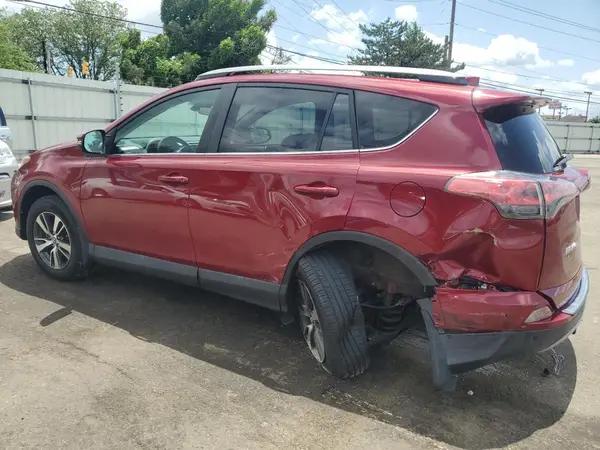 2T3RFREV9JW720585 2018 TOYOTA RAV 4 - Image 2
