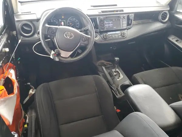 2T3RFREV9JW733854 2018 TOYOTA RAV 4 - Image 8