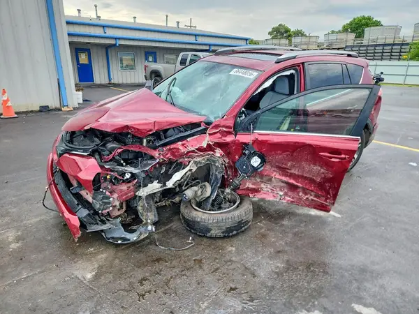 2T3RFREV9JW745423 2018 TOYOTA RAV 4 - Image 1