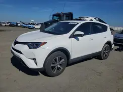 2T3RFREV9JW751741 2018 TOYOTA RAV 4